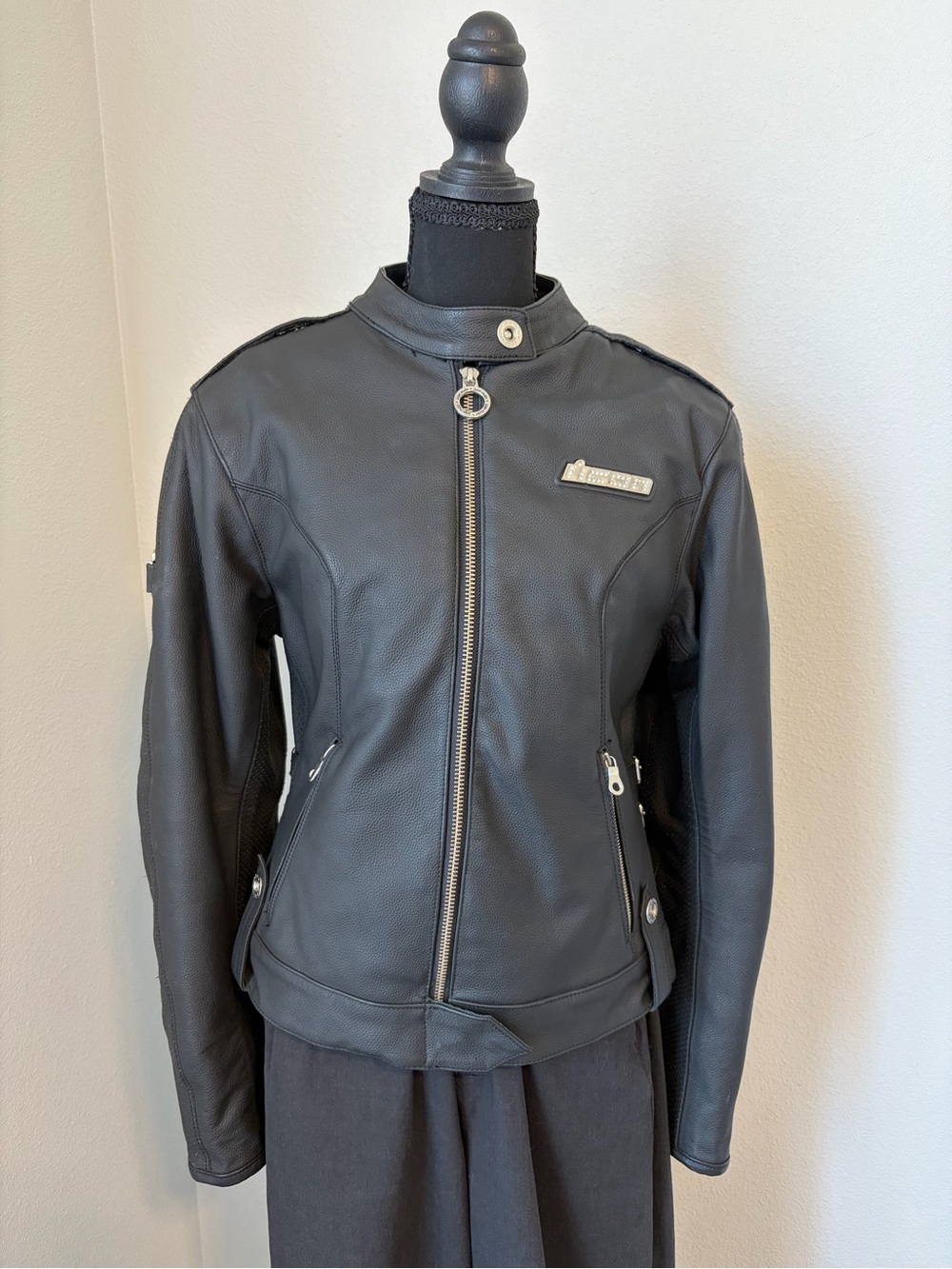 ICON Hella Women’s Black Leather Motorcycle Jacket Medium